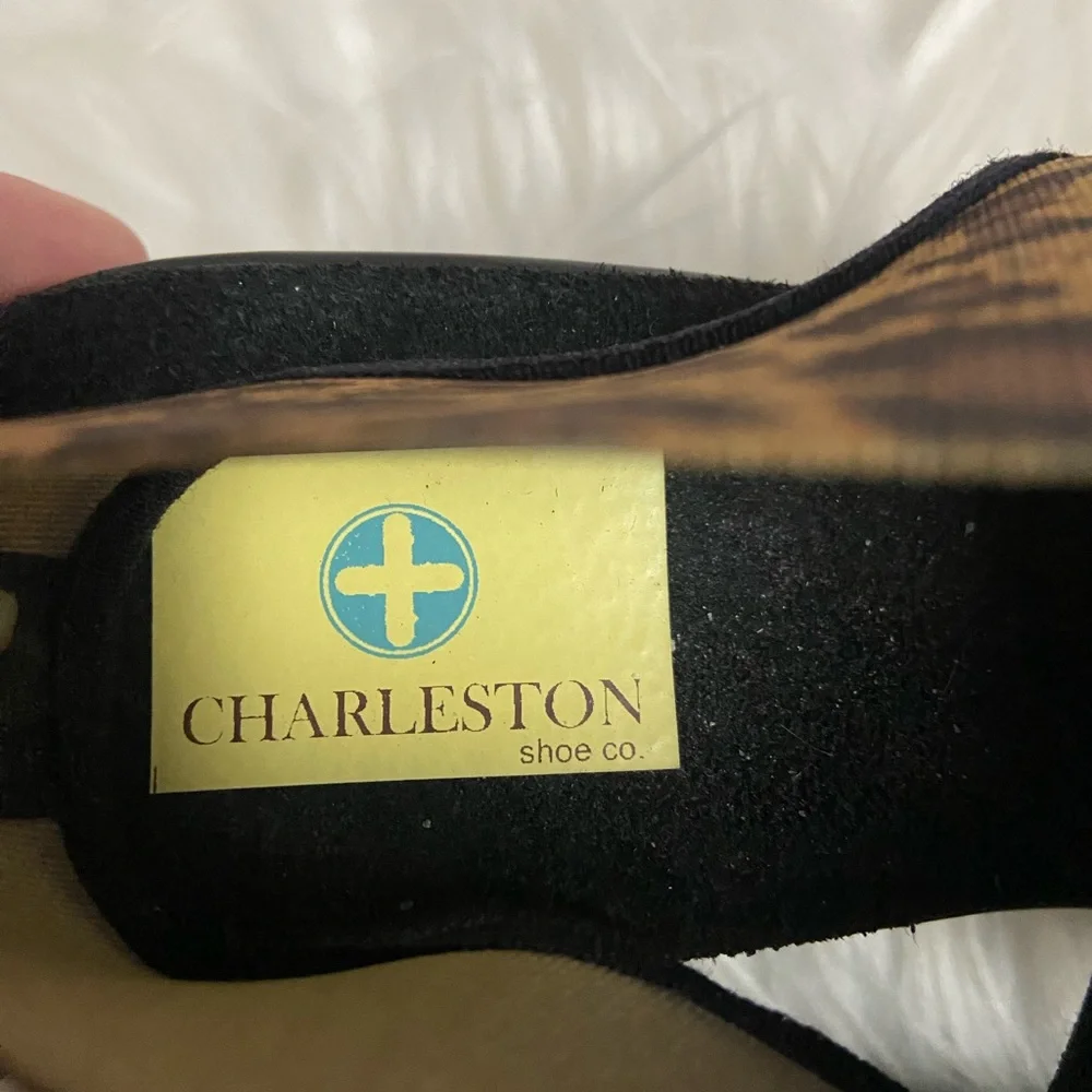 CHARLESTON SHOE CO. Sz 7 Brown Leopard Women’s Heels - Picture 2 of 9